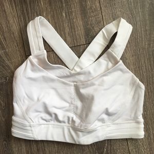 Lululemon • Stuff Your Bra II sz 4